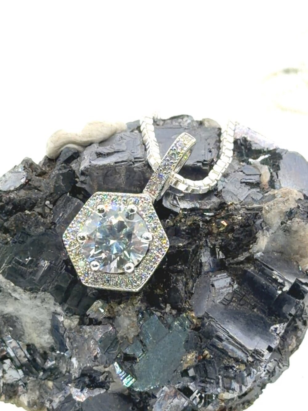 Sterling silver and cubic zirconia necklace